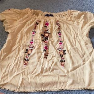 Women’s blouse